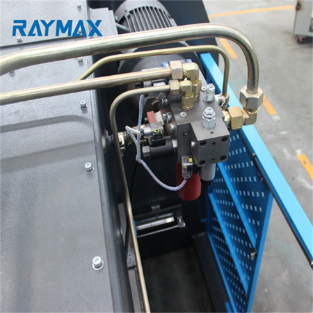 折弯机 200 吨 MB8 系列液压数控折弯机与 DA66T 控制器在中国公司