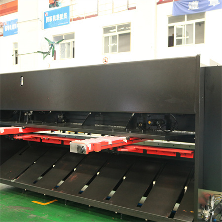 高切割精度QC12Y 4x2500钣金剪板机钢板液压剪板机