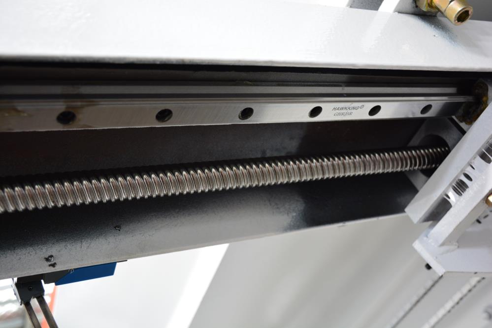 液压摆式剪板机数控自动断头台剪板机