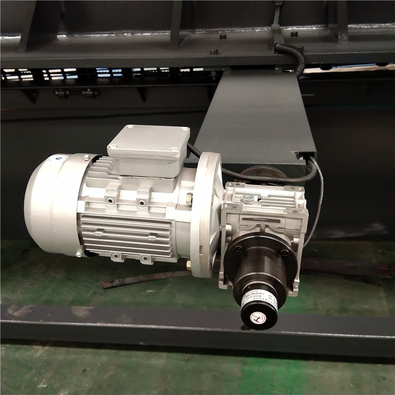 Qc12k-4x2500 Cnc Hydraulic Customized Shearing Machine Cutting Machine Qc12k-4x2500数控液压定制剪板机切割机
